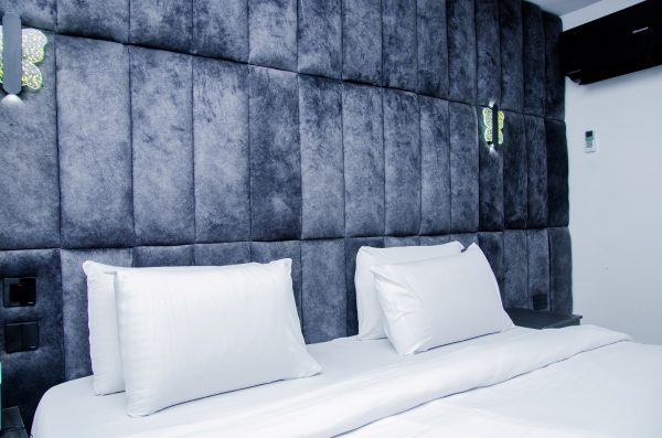 Luxury Deluxe Suite - Image 5